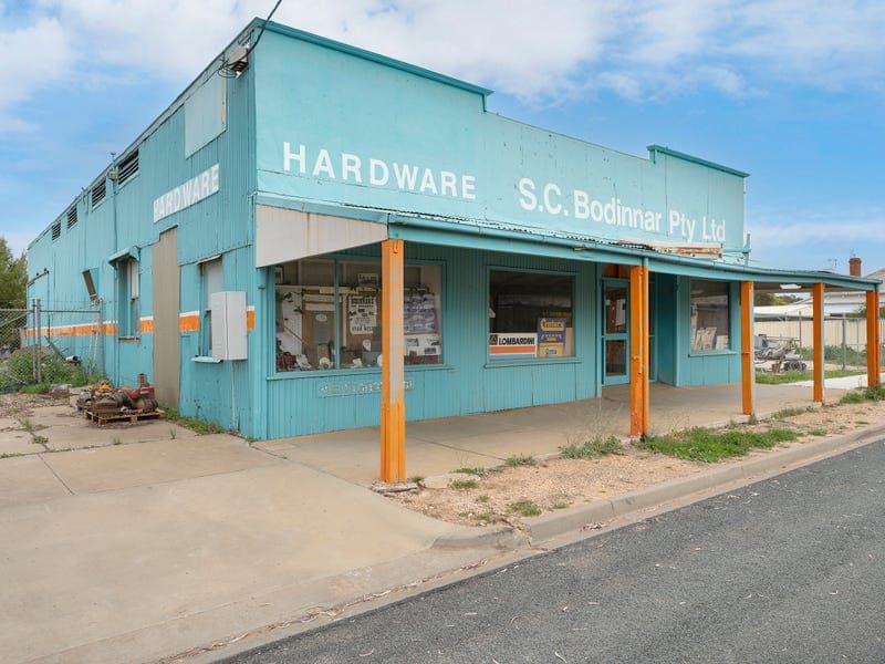 11 Lloyd Street, Nyah West