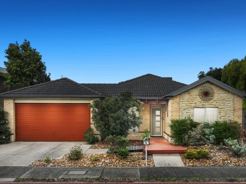 8 Harpenden Terrace, Cranbourne