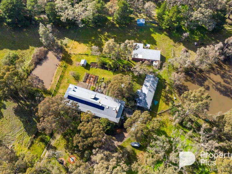 27 Mennens Lane, Harcourt North