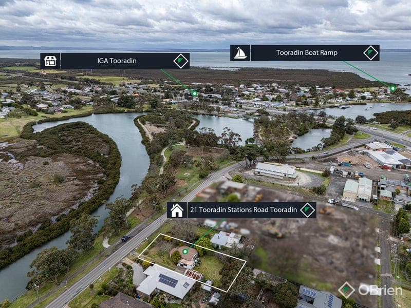 21 Tooradin-Station Road