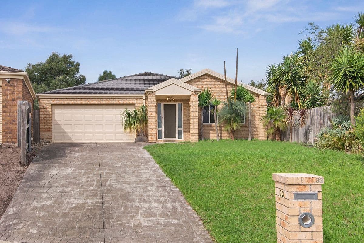 33 Clifton Park Drive