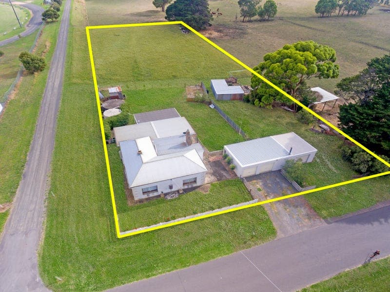 11 Barries Road, Bushfield