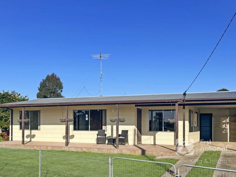 4 Johnston Court