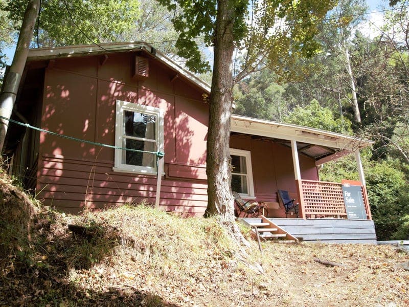 12 Bridge Street, Woods Point