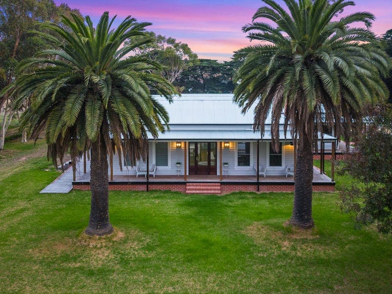 715 Bairnsdale-Dargo Road, Hillside