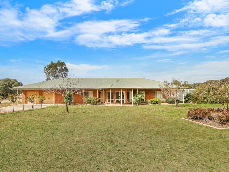 780 Warby Range Road