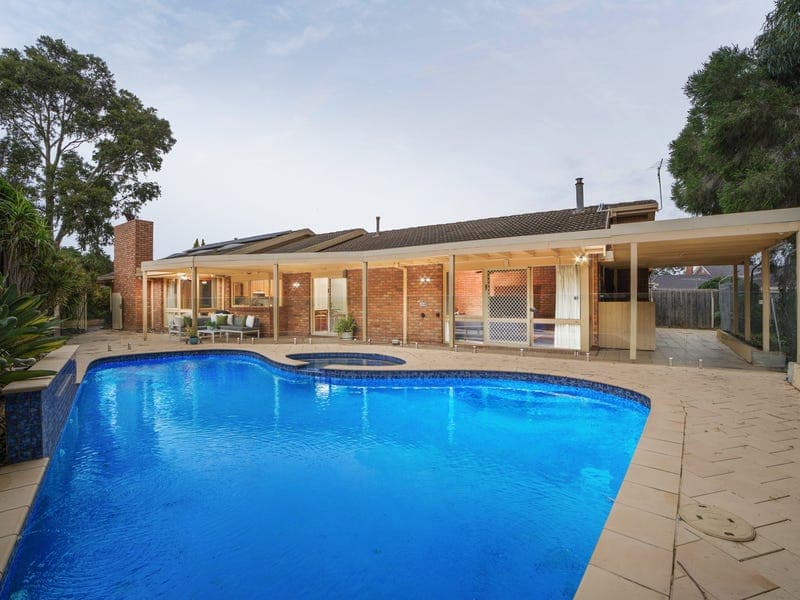 6 Greenview Close, Dingley Village
