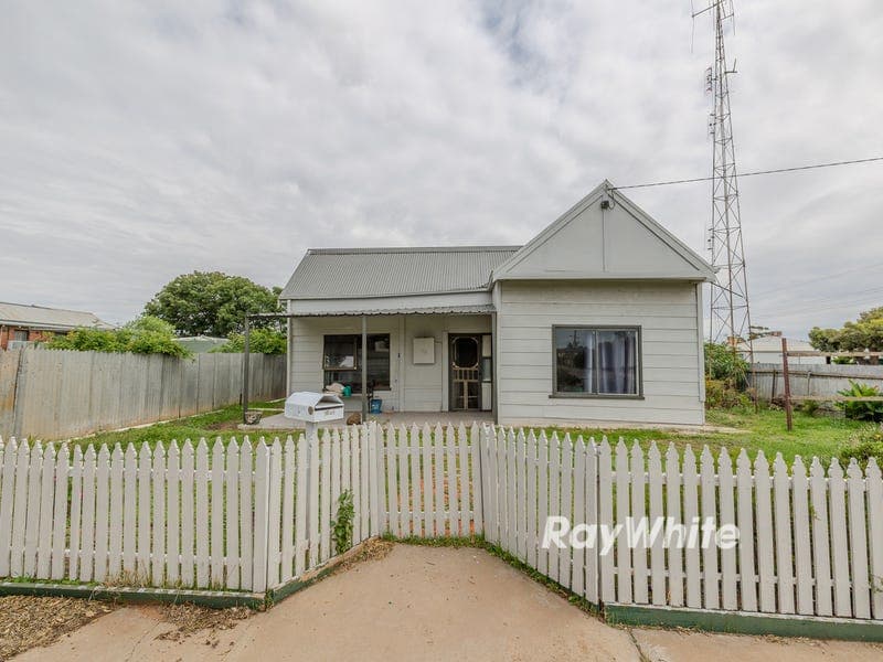 115 Cumming Avenue, Birchip