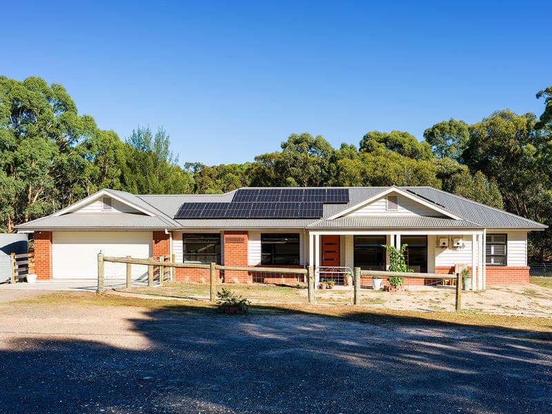 33 Steele Street, Chewton