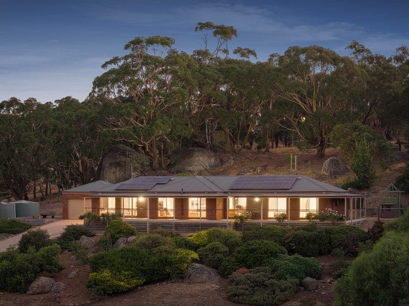 97 Bald Hill Road, Kyneton