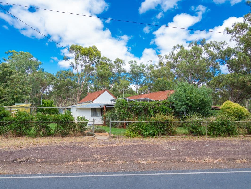 8 Alexandersons Road