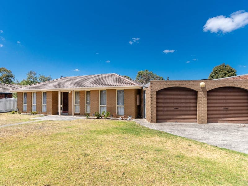 4 Balarang Court, Patterson Lakes