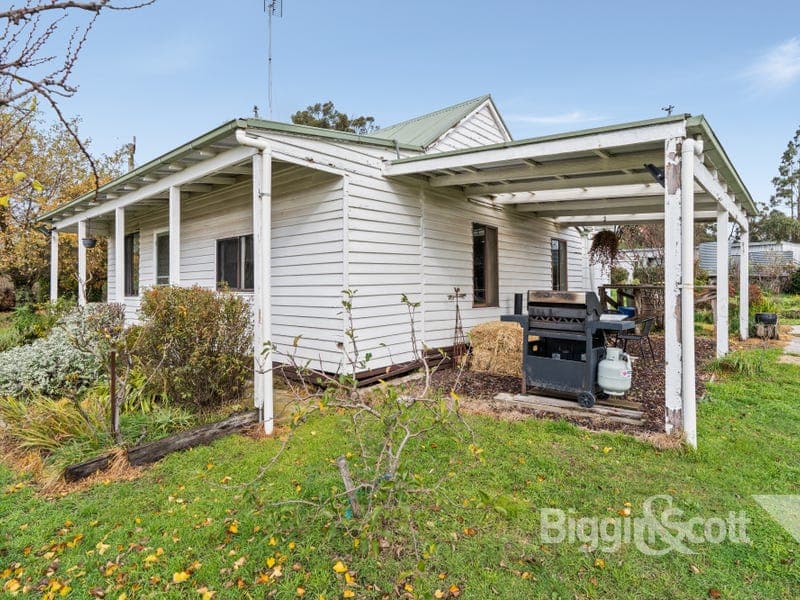 10 Scobles Road, Drummond