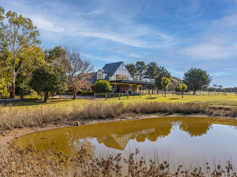230 Couangalt Road, Gisborne South