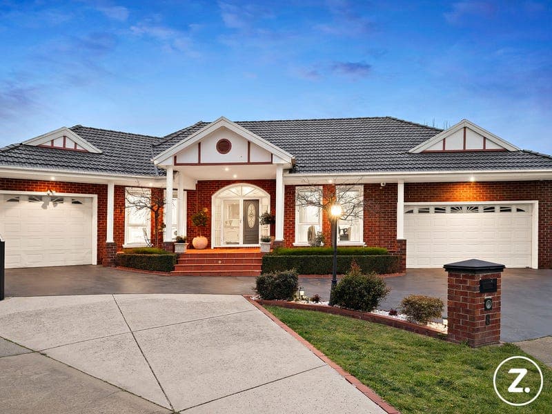 8 Gardenia Court, Narre Warren South