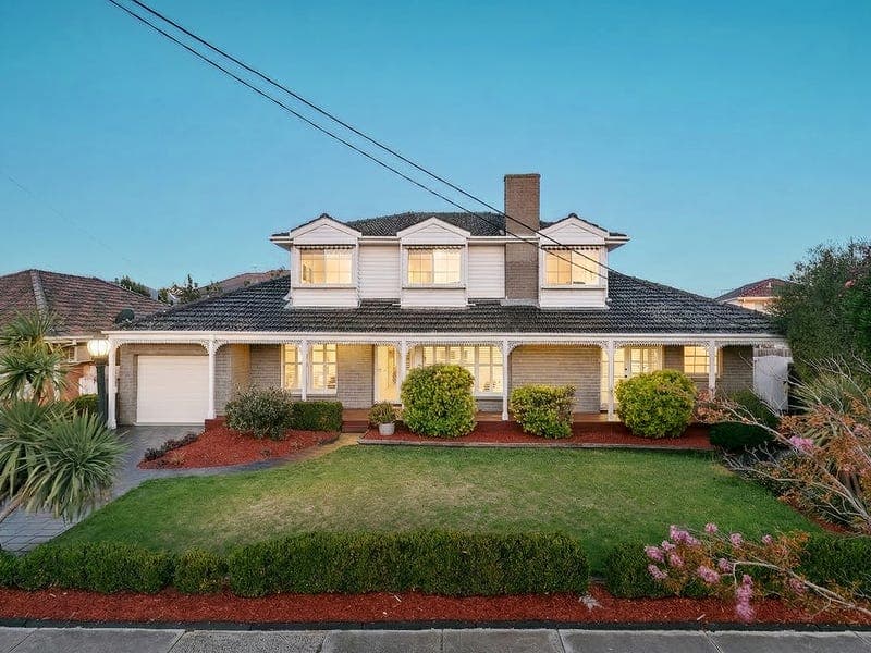 2 Watson Court, Altona