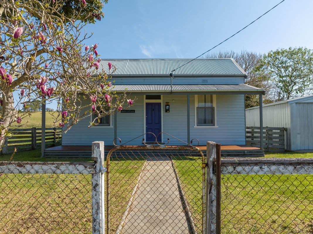 1183 Swan Reach Road