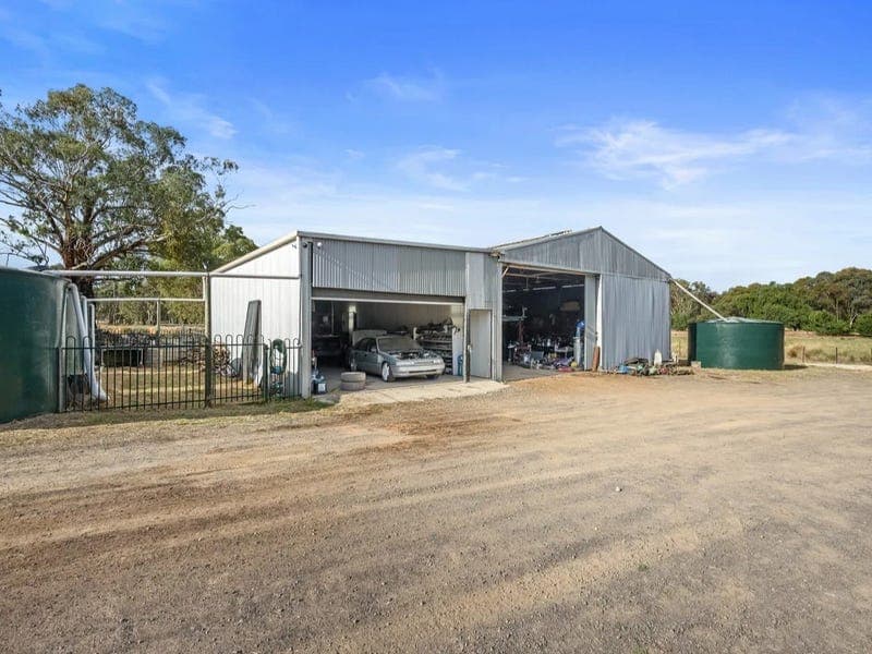 15 Logan Road, Bowenvale