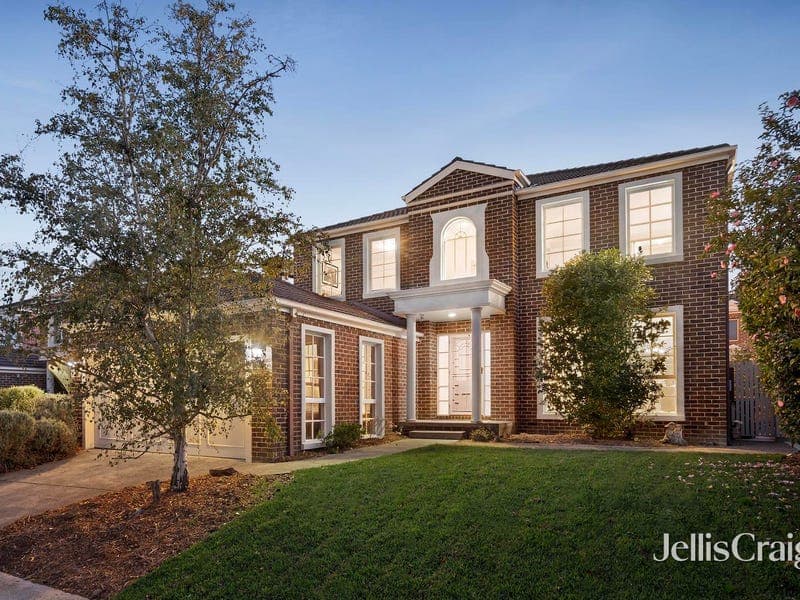 16 Mulsanne Way, Donvale