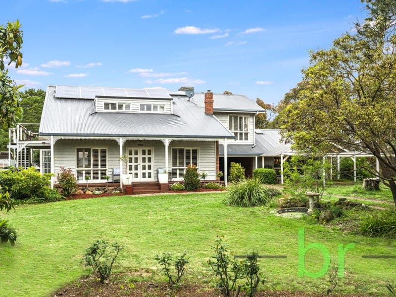 10 Erin Way, Avalon