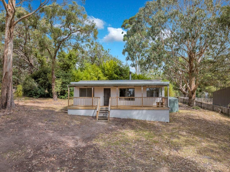 31 (51) Alma Crescent