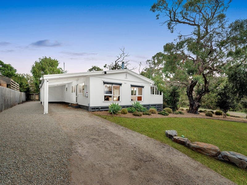 2 Edgewater Terrace, Warneet