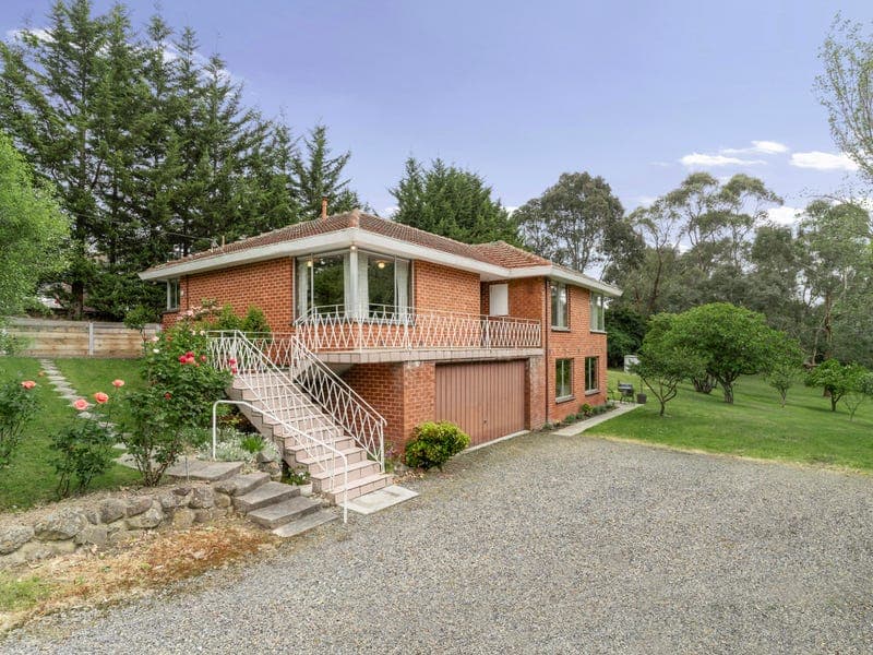 2 Milne Road, Park Orchards