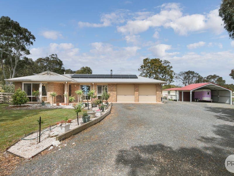 17 Blackwood Court, Enfield