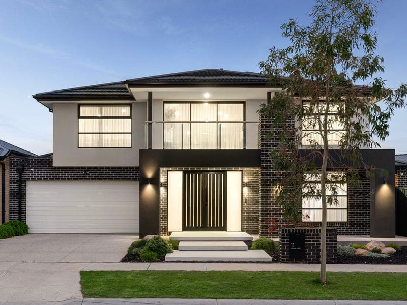 11 Saville Street