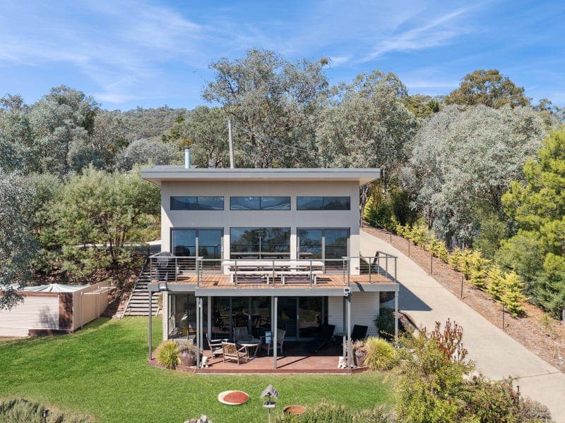 407 TAYLOR BAY RIGHT ARM ROAD