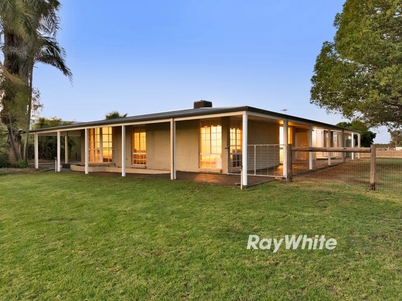 62 Sculthorpe Road, Nangiloc