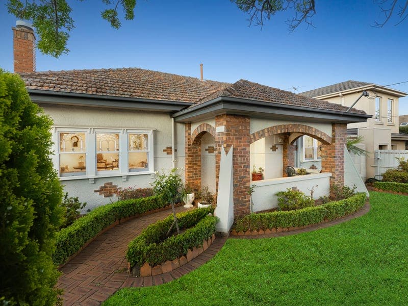 1 Lucas Street