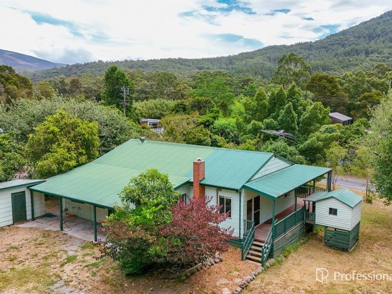 492 Woods Point Road, East Warburton