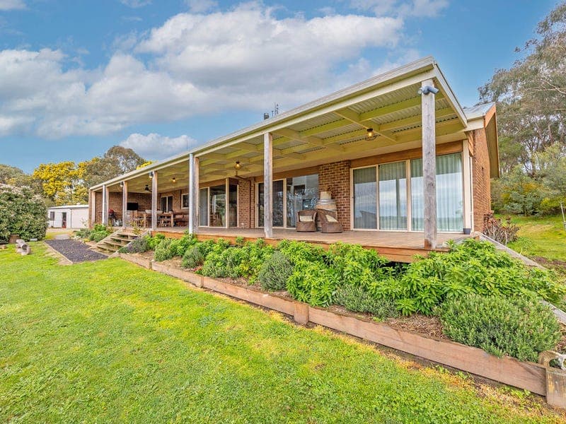 1759 Buninyong - Mt Mercer Road