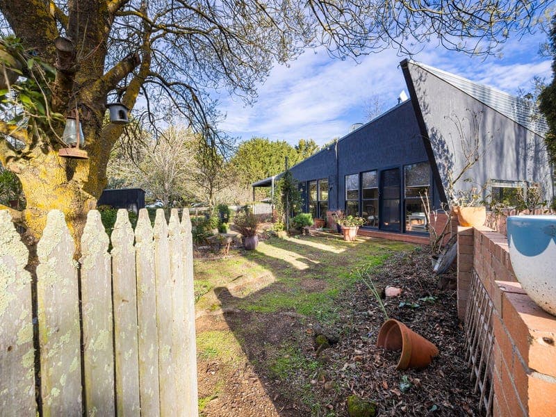 30 Clarendon-Lal Lal Road, Clarendon