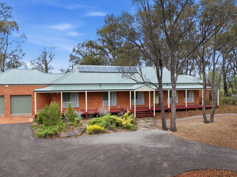 2 Rebecca Court, Maiden Gully